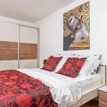 Hani 公寓 特罗吉尔